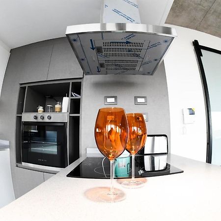 Depto. En Costanera Frente Al Rio 2 A 4 Personas Apartment San Nicolás de los Arroyos Екстериор снимка